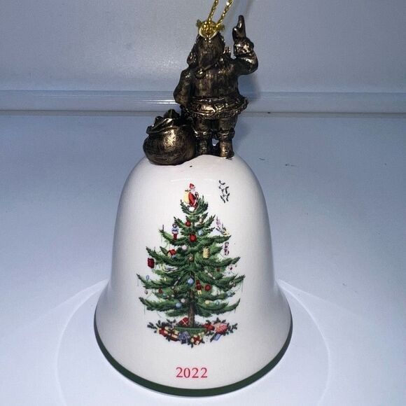 Spode Christmas Edition 2022 Annual Bell ornament - Picture 5 of 14